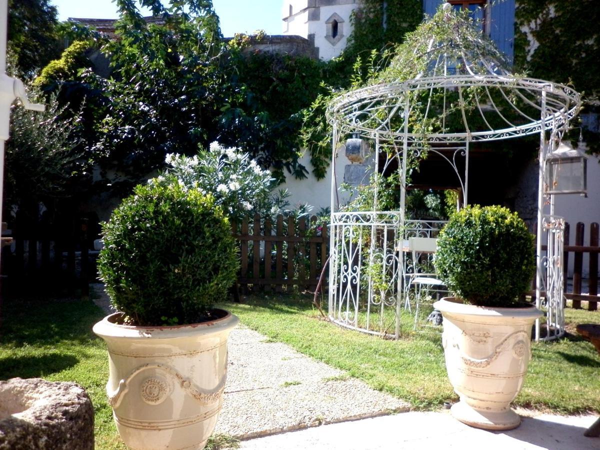 Les Deux Tours Bed and Breakfast Brignon Exteriör bild