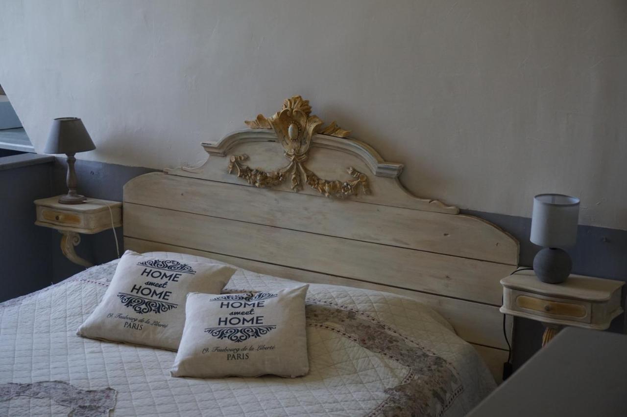 Les Deux Tours Bed and Breakfast Brignon Exteriör bild