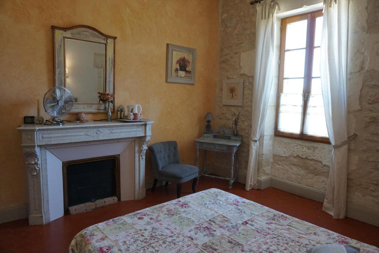 Les Deux Tours Bed and Breakfast Brignon Exteriör bild