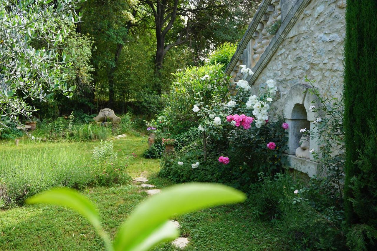 Les Deux Tours Bed and Breakfast Brignon Exteriör bild