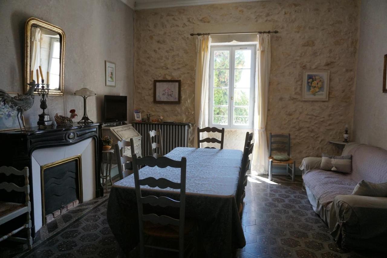Les Deux Tours Bed and Breakfast Brignon Exteriör bild