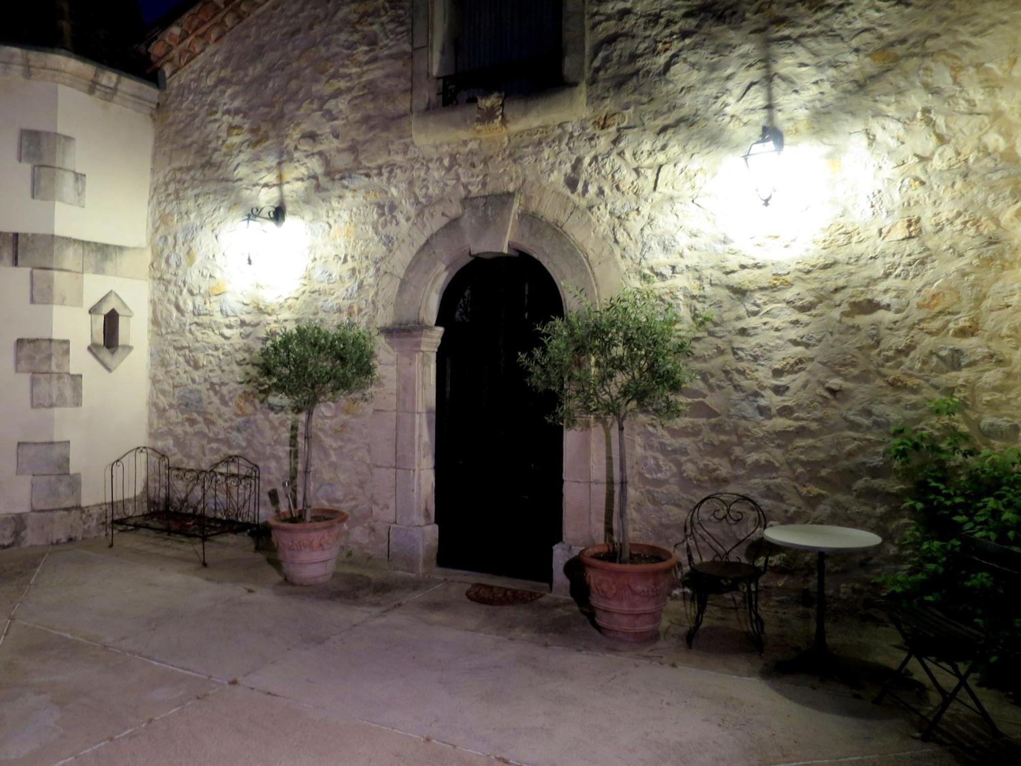 Les Deux Tours Bed and Breakfast Brignon Exteriör bild